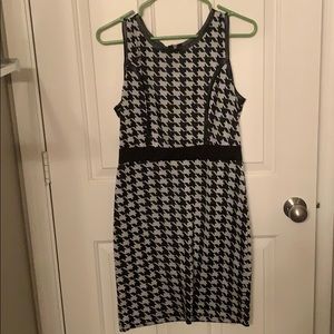 Black and white chevron mid-length dress